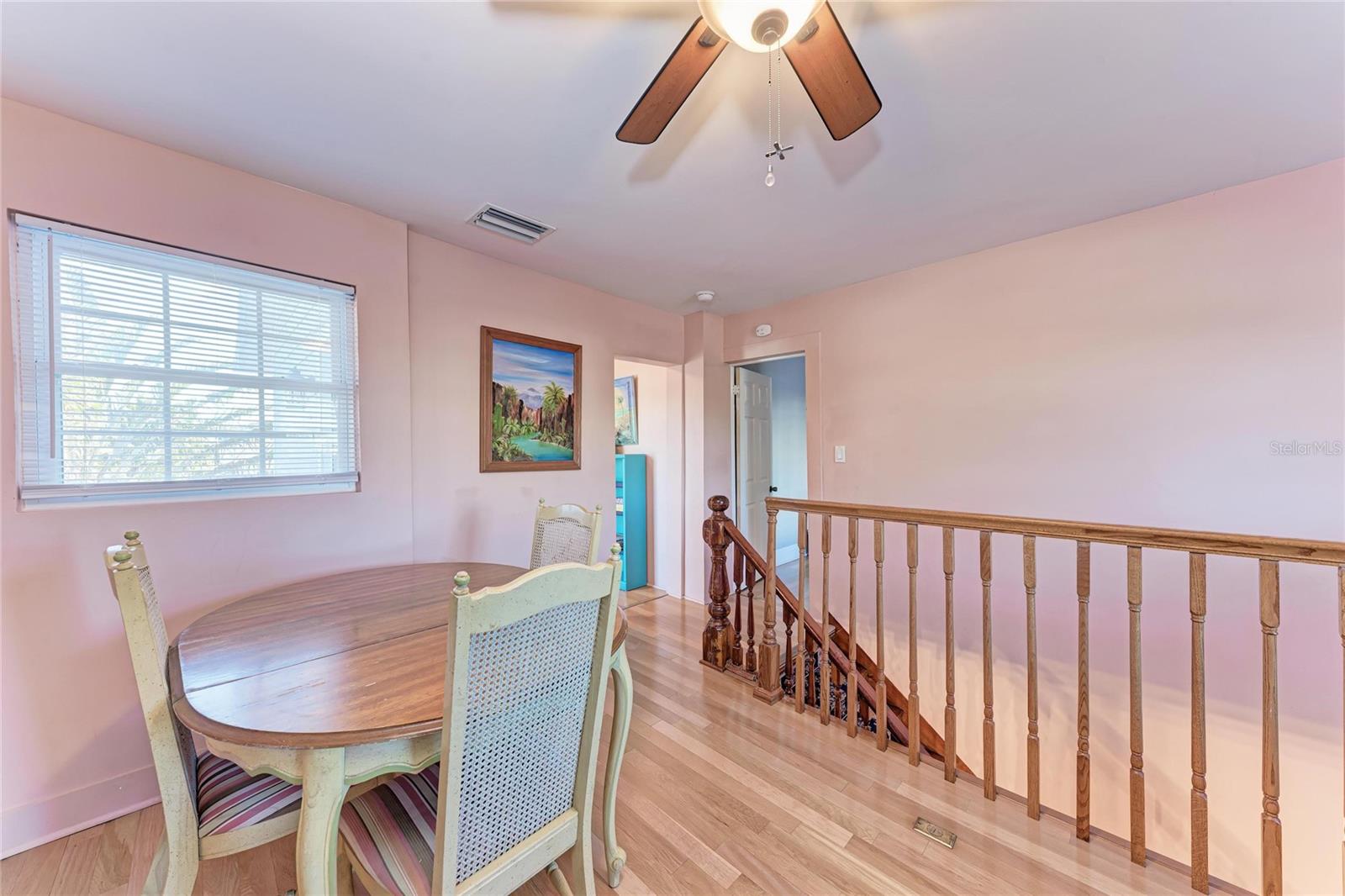 MAPLE COURT - Residential