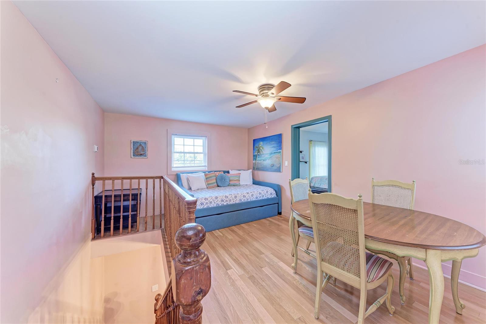 MAPLE COURT - Residential