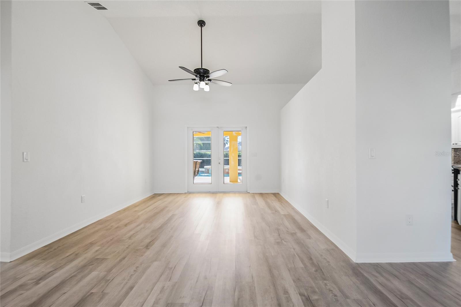 SUMMIT EAST PH 02 - Residential