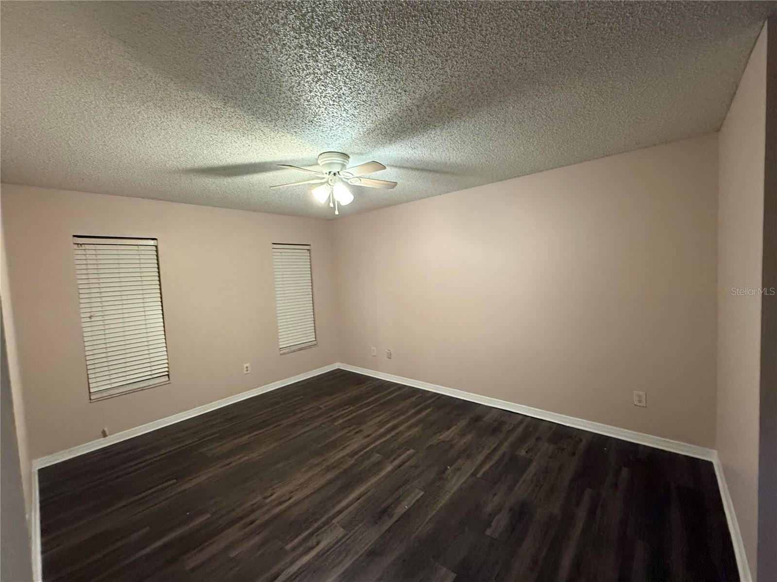 TEALWOOD COVE FIRST ADD - Residential