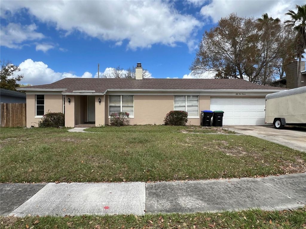 Photo of 5411 Myrica Road, Orlando, FL 32810 (MLS # O6390367)