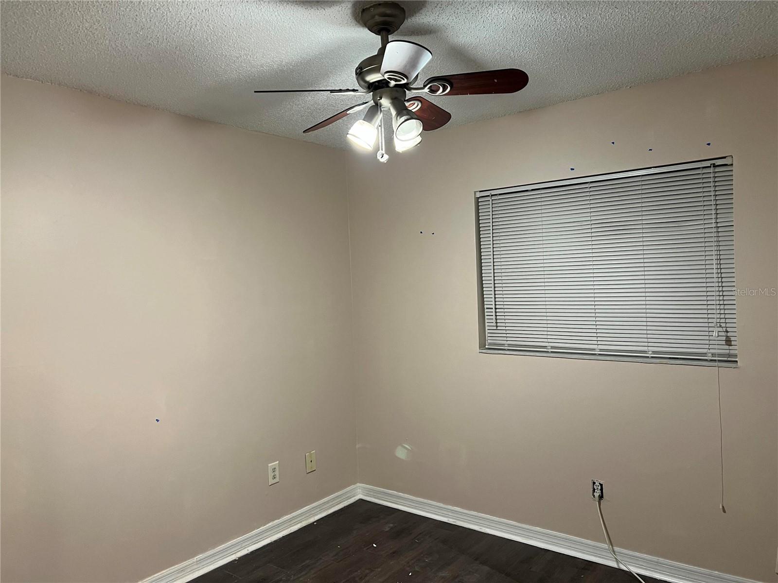 TEALWOOD COVE FIRST ADD - Residential