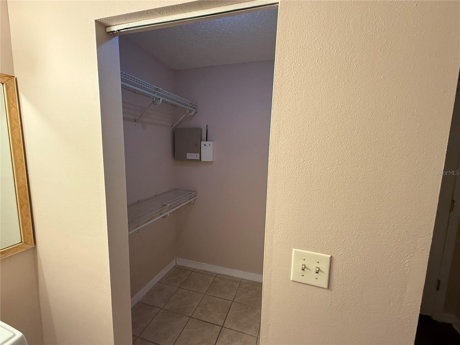 TEALWOOD COVE FIRST ADD - Residential