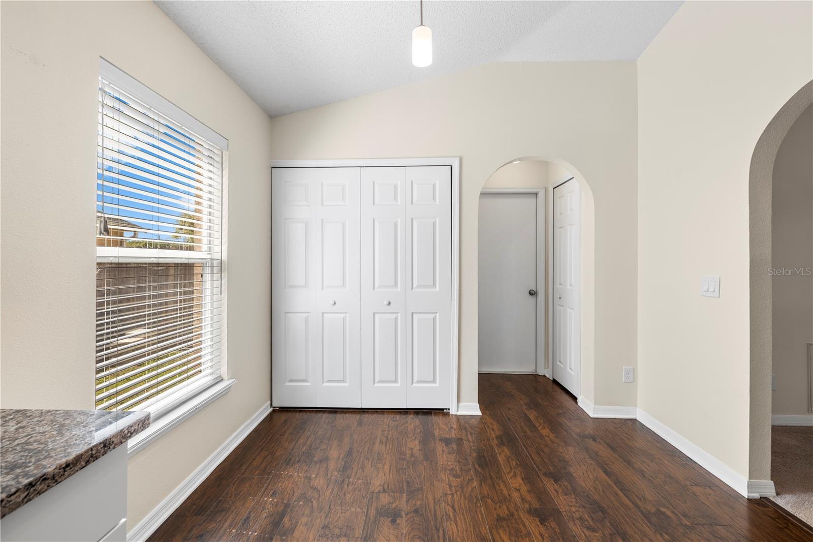 ENCLAVE PH 01 - Residential