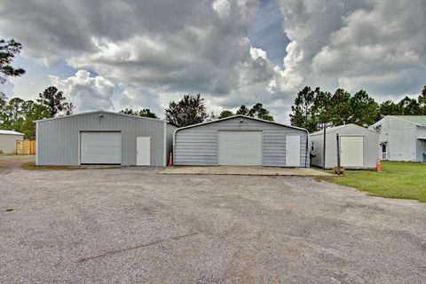 Tiny photo for 32840 Ponderosa Avenue, Deland, FL 32720 (MLS # V4944946)
