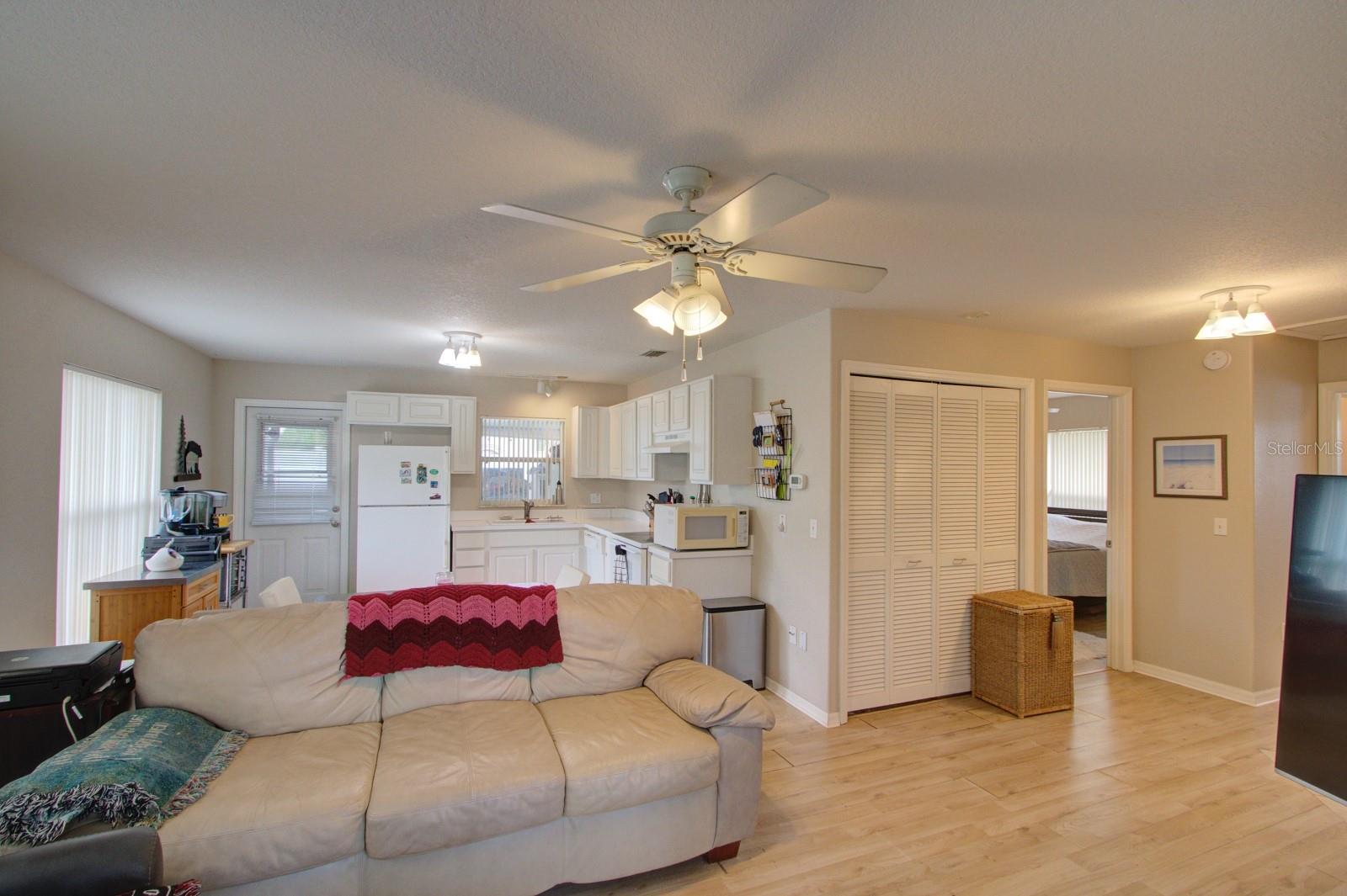 ROYAL TRAILS UNIT 02 REP - Residential