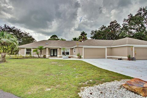 Tiny photo for 32840 Ponderosa Avenue, Deland, FL 32720 (MLS # V4944946)