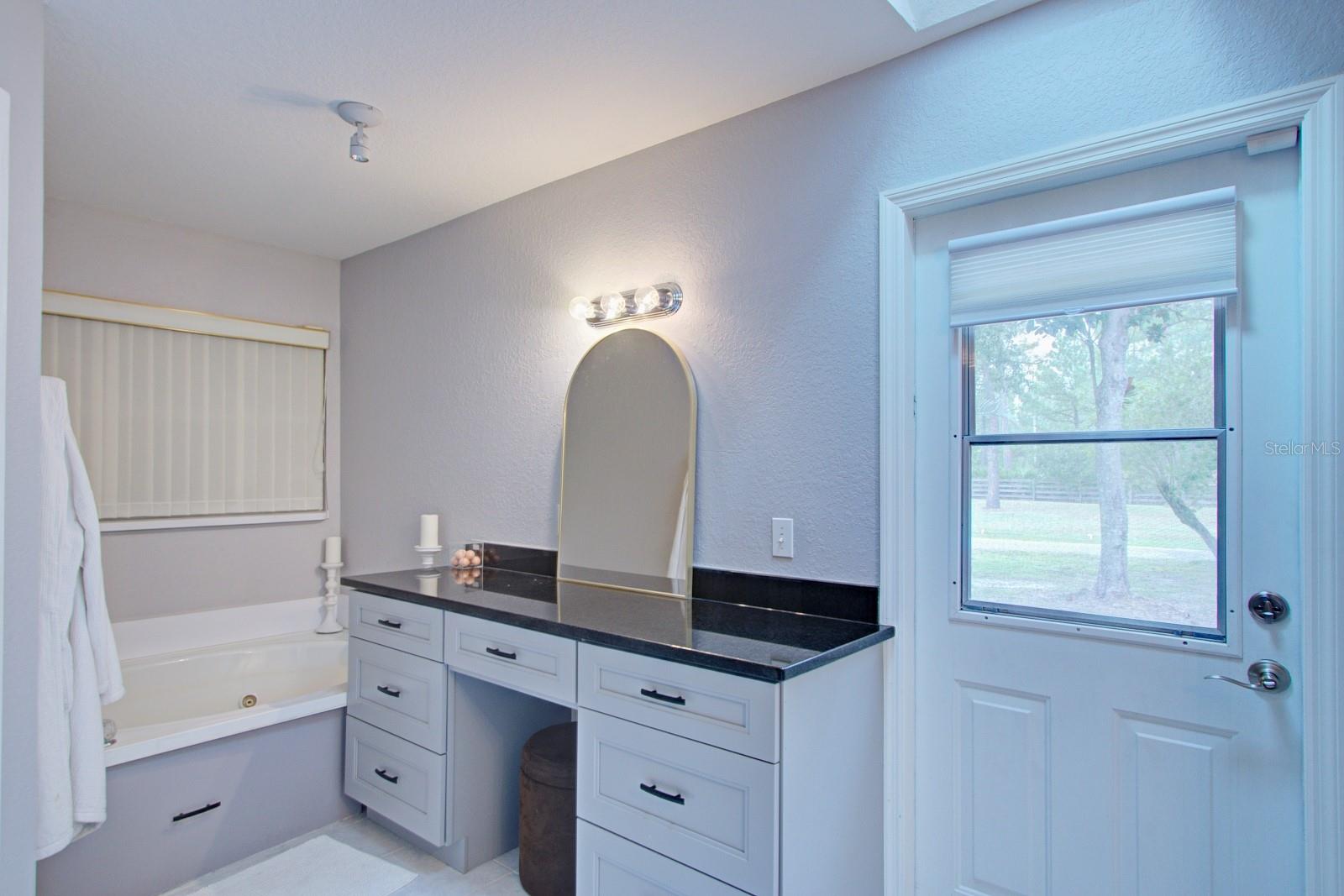 ROYAL TRAILS UNIT 02 REP - Residential