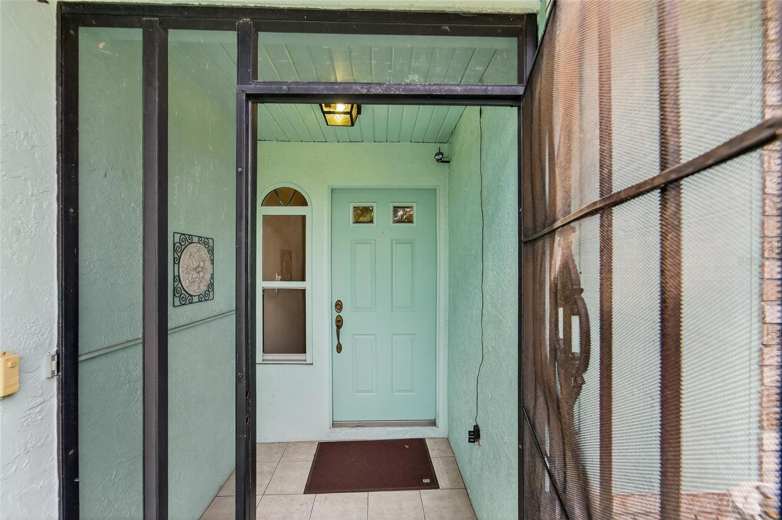 COUNTRY HILLS UNIT ONE E - Residential