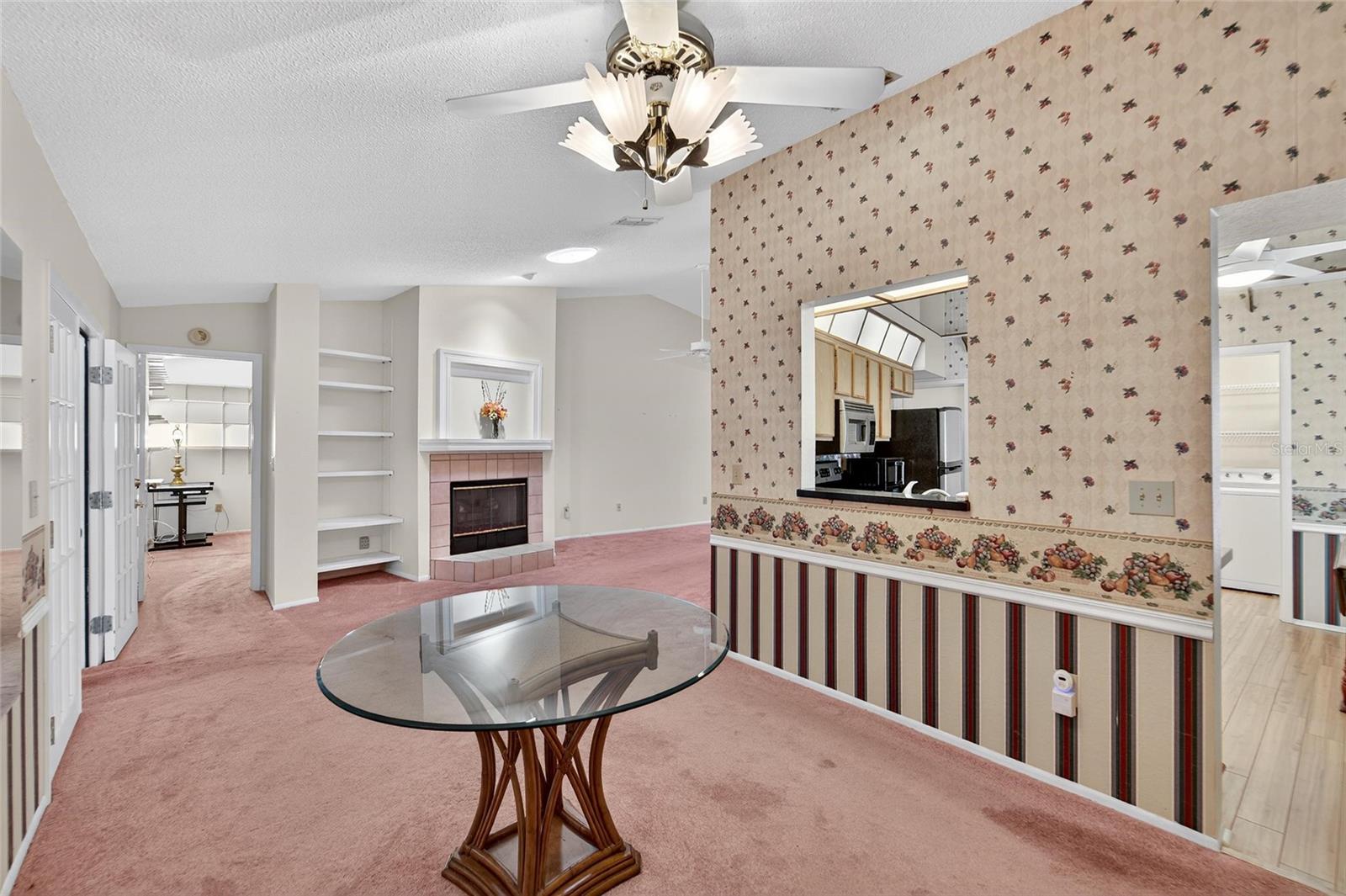 COUNTRY HILLS UNIT ONE E - Residential