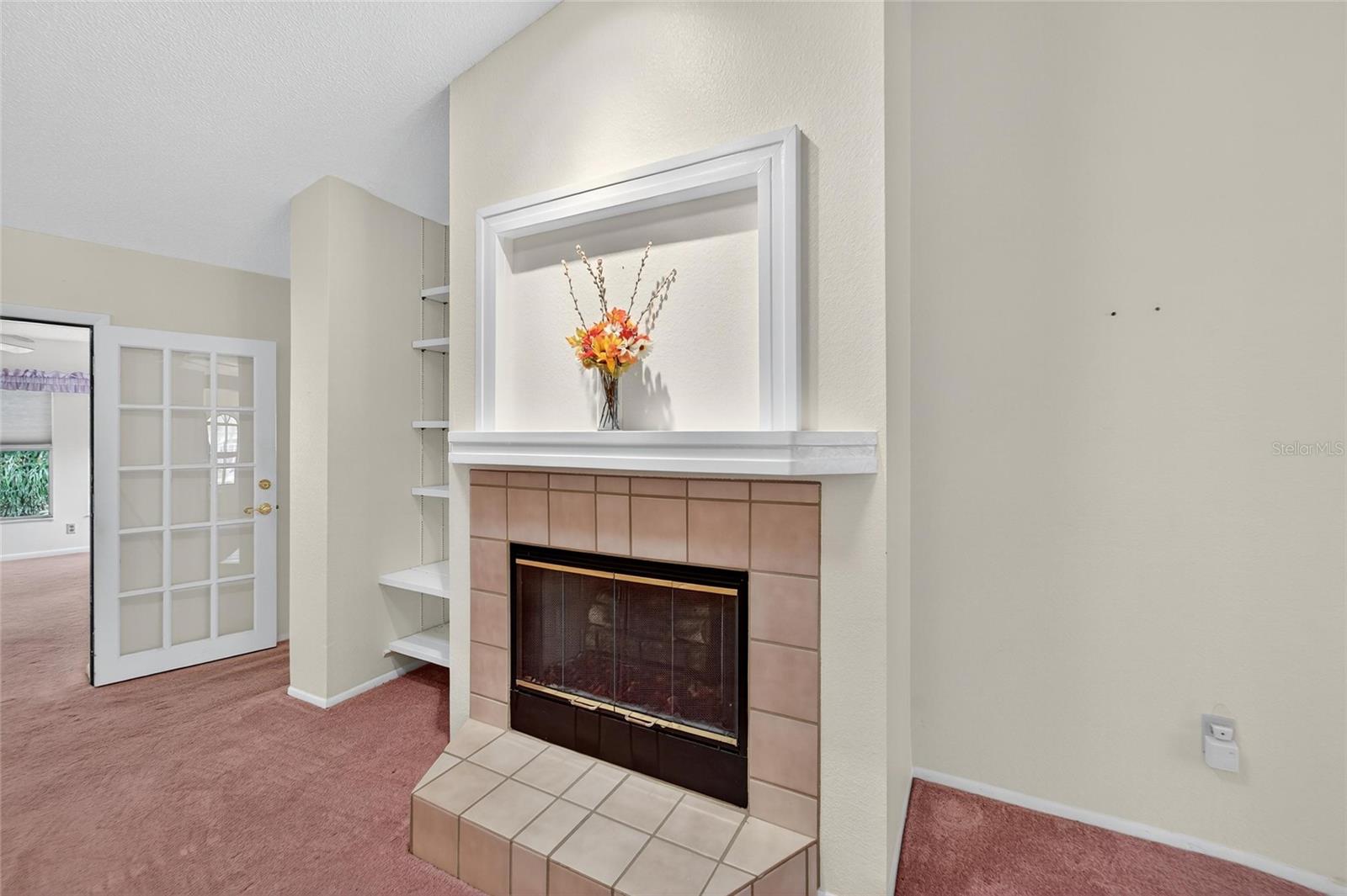 COUNTRY HILLS UNIT ONE E - Residential