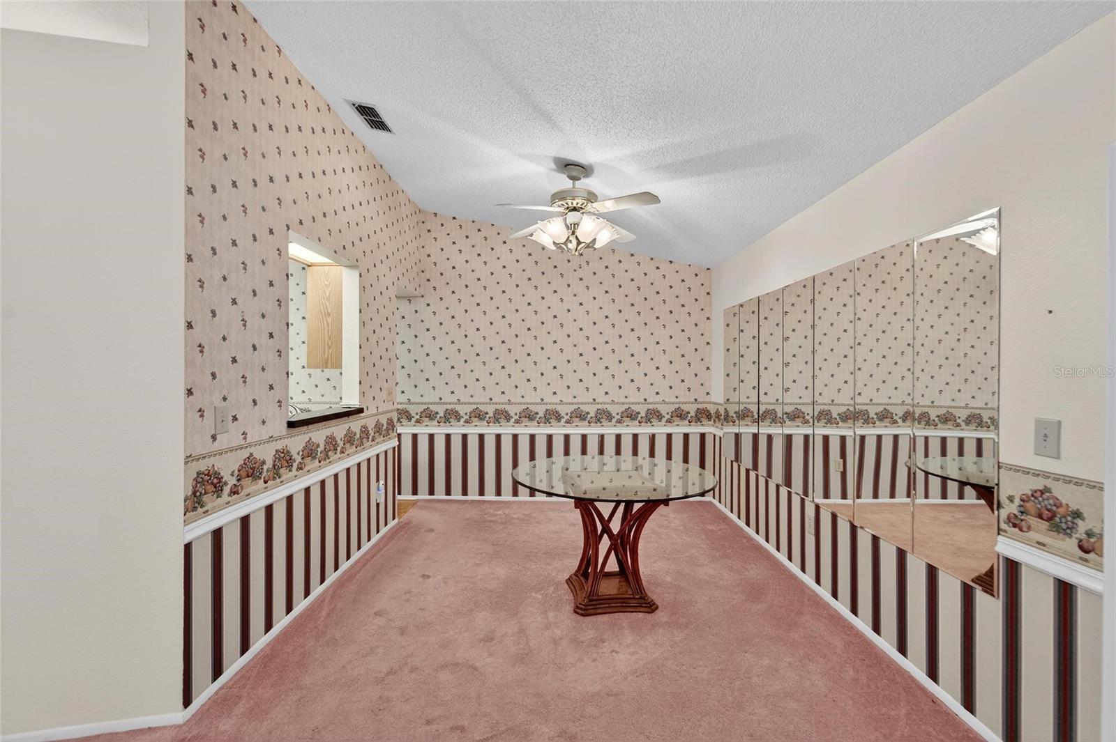 COUNTRY HILLS UNIT ONE E - Residential
