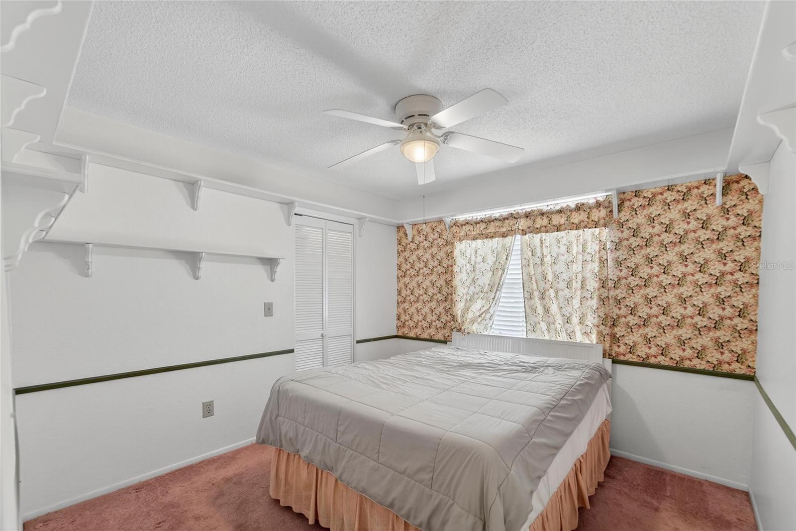 COUNTRY HILLS UNIT ONE E - Residential