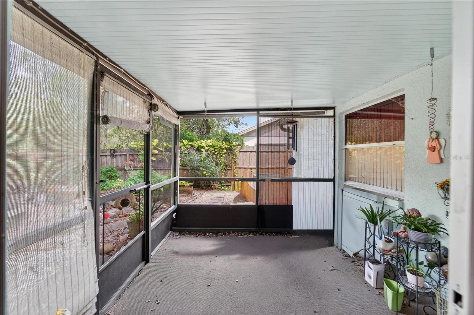 COUNTRY HILLS UNIT ONE E - Residential