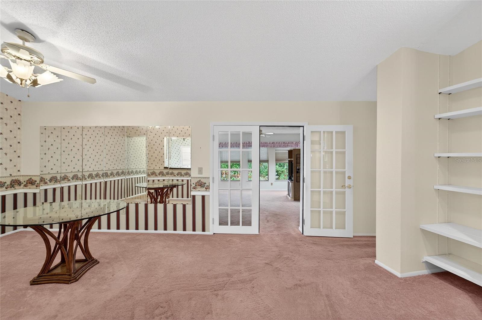 COUNTRY HILLS UNIT ONE E - Residential
