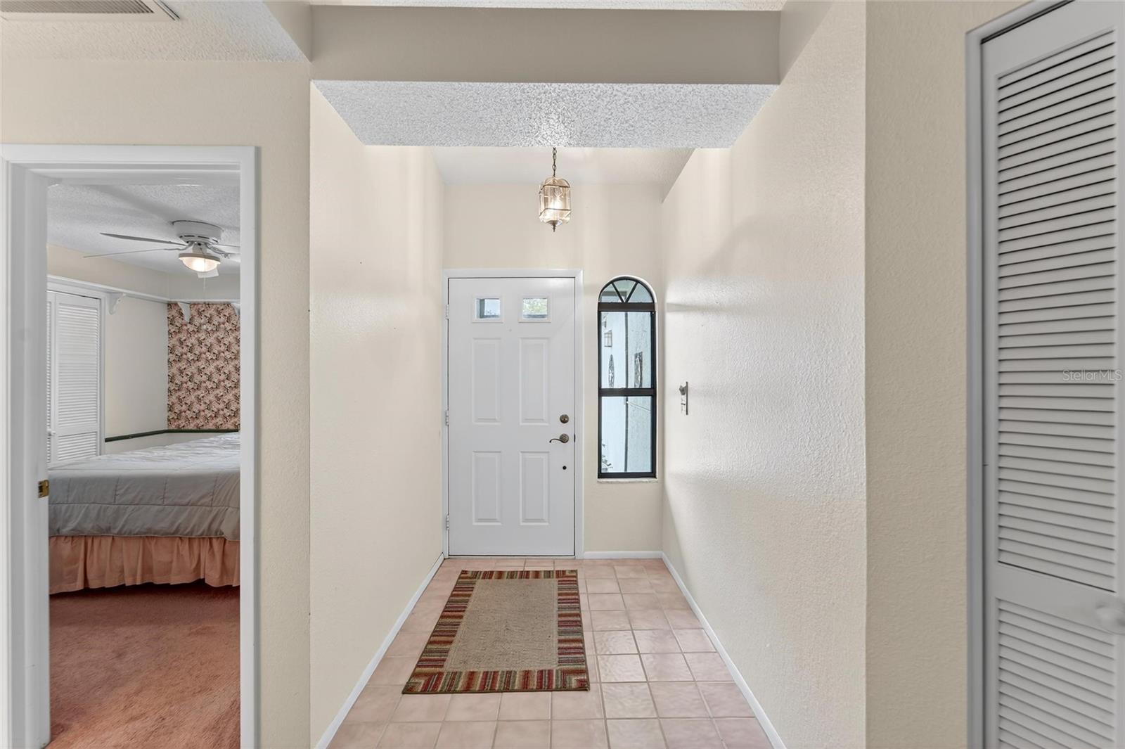 COUNTRY HILLS UNIT ONE E - Residential