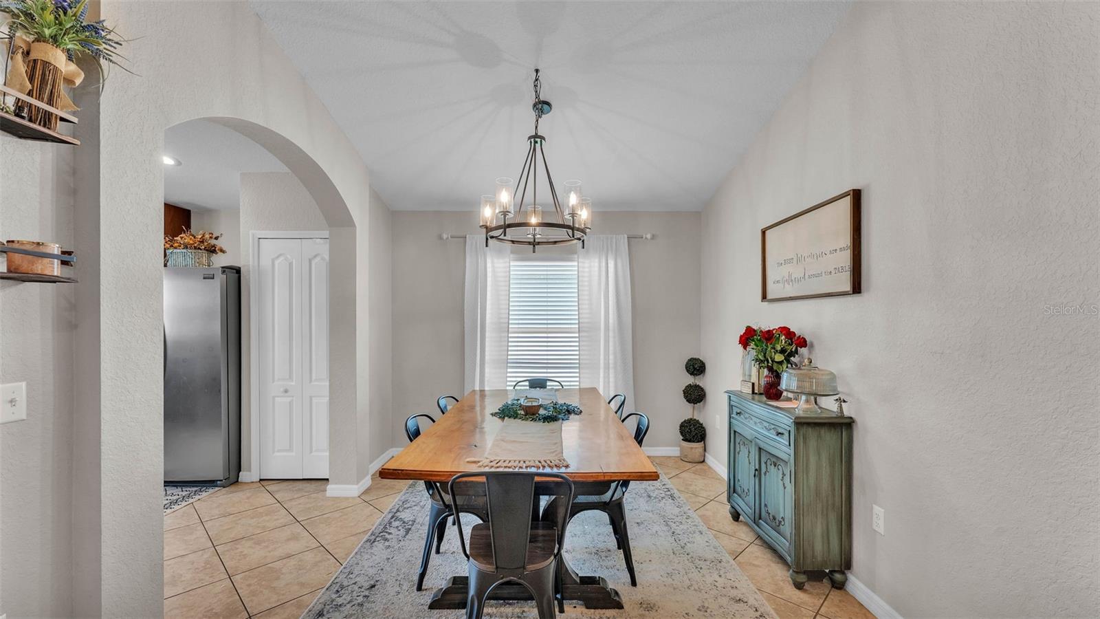 1215 EVERGREEN PARK CIRCLE