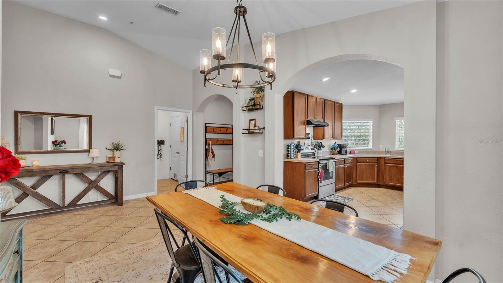 1215 EVERGREEN PARK CIRCLE