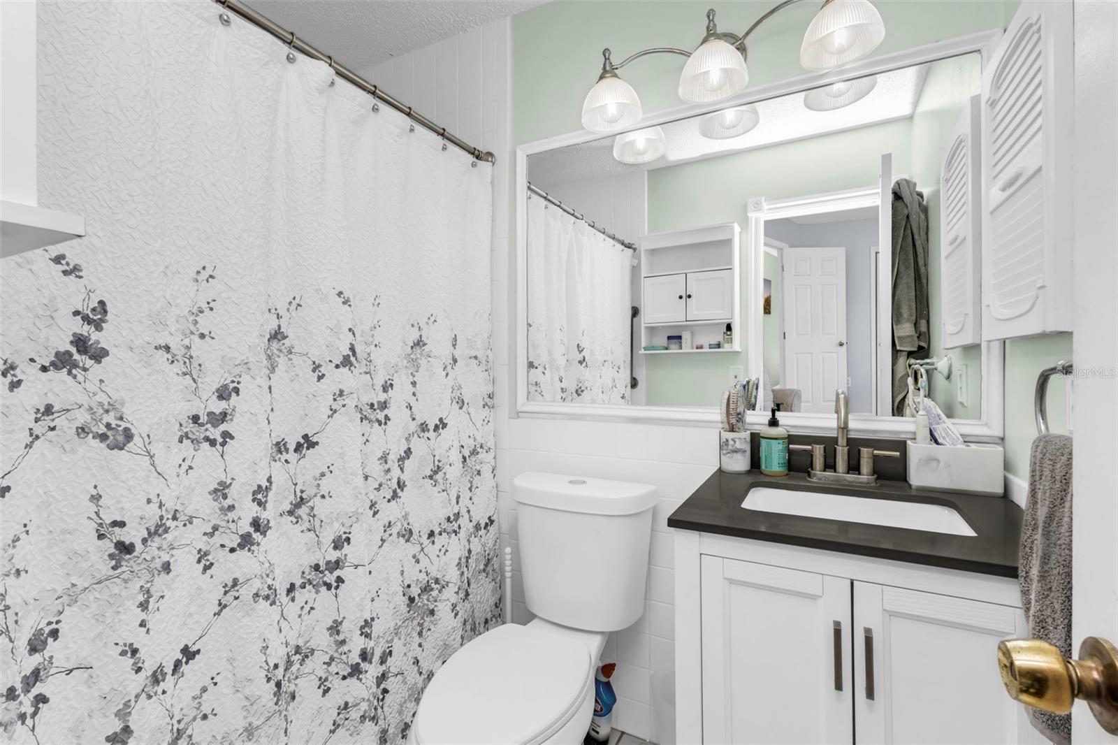 SOUTH VENICE - Residential