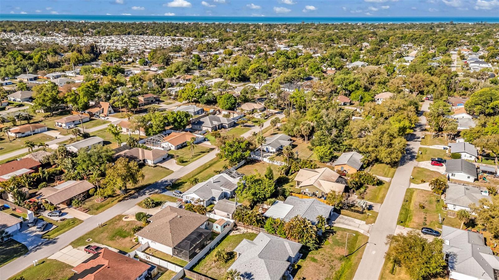SOUTH VENICE - Residential