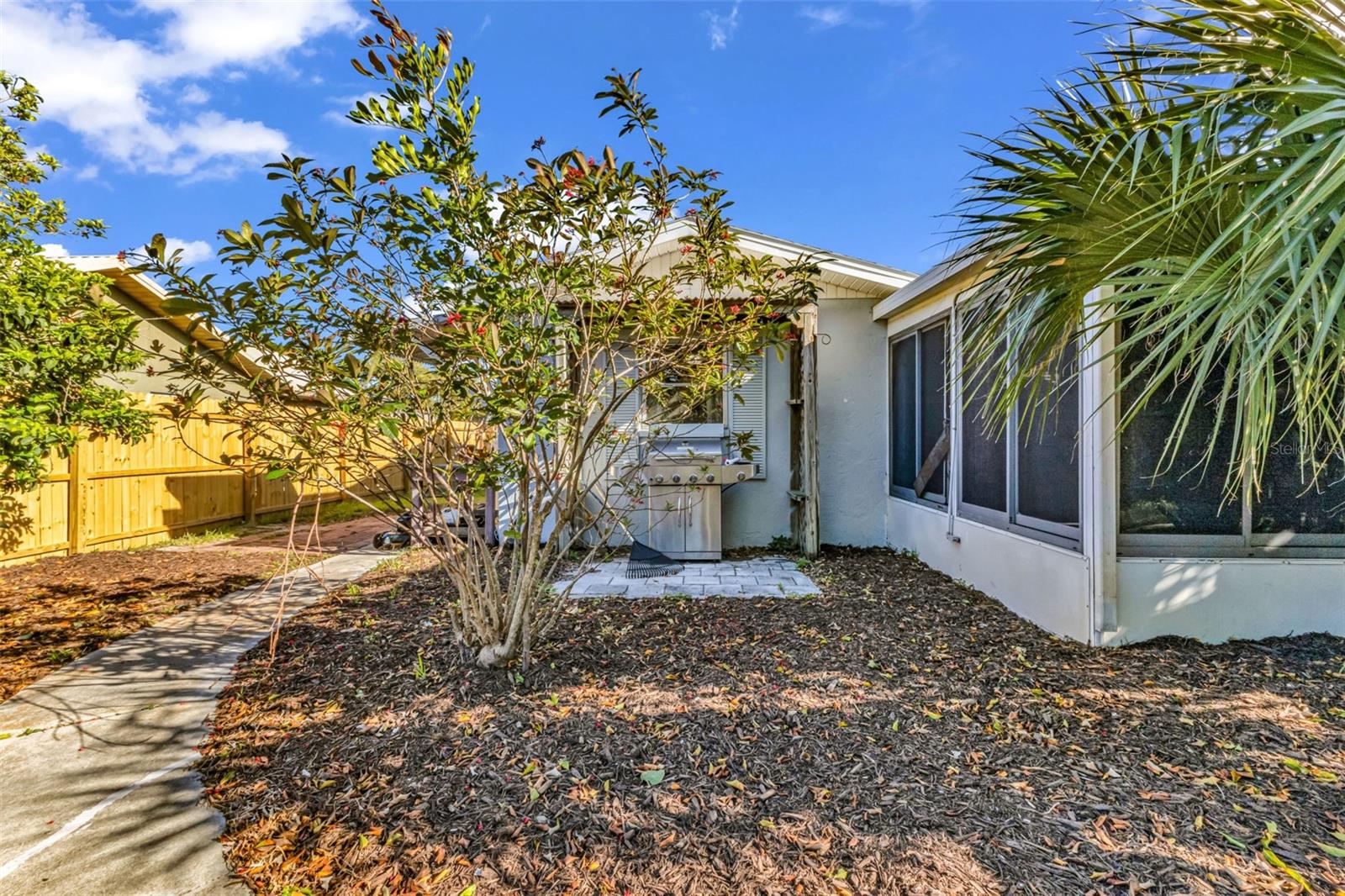 SOUTH VENICE - Residential