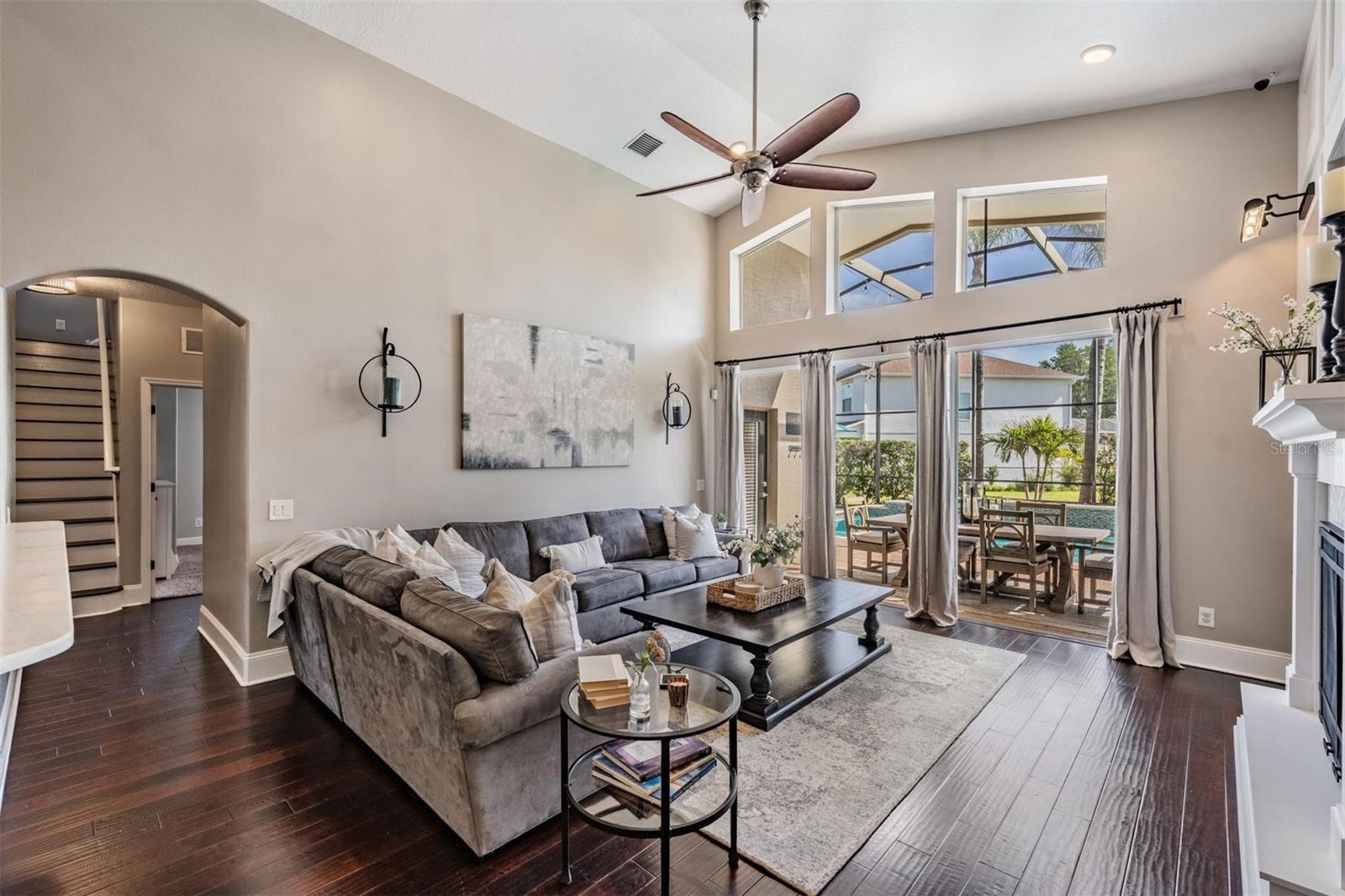 TRINITY WEST - Residential