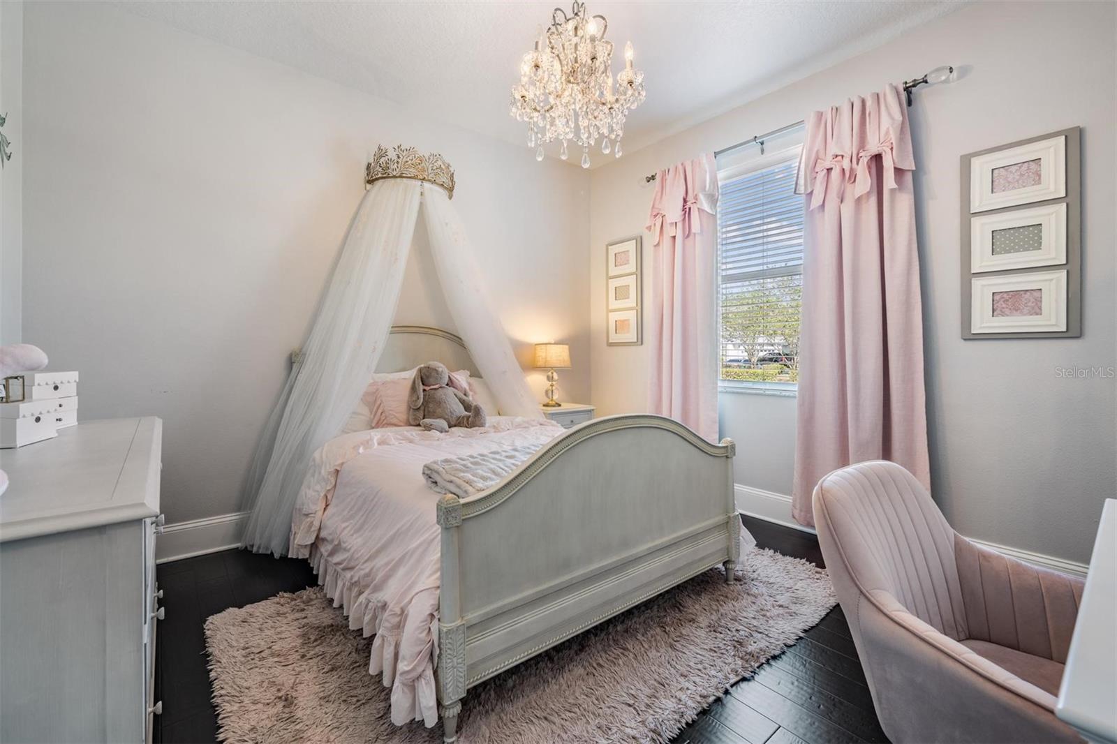 TRINITY WEST - Residential