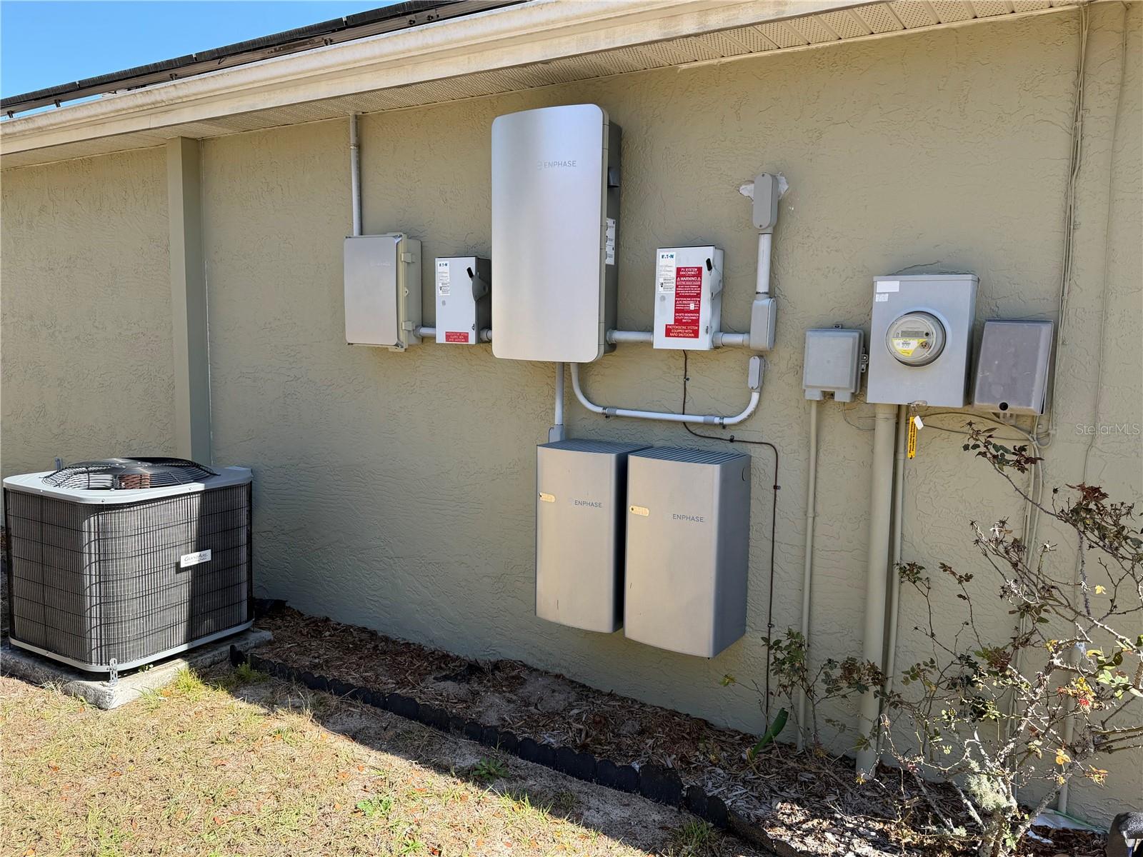 ON TOP OF THE WORLD - Residential