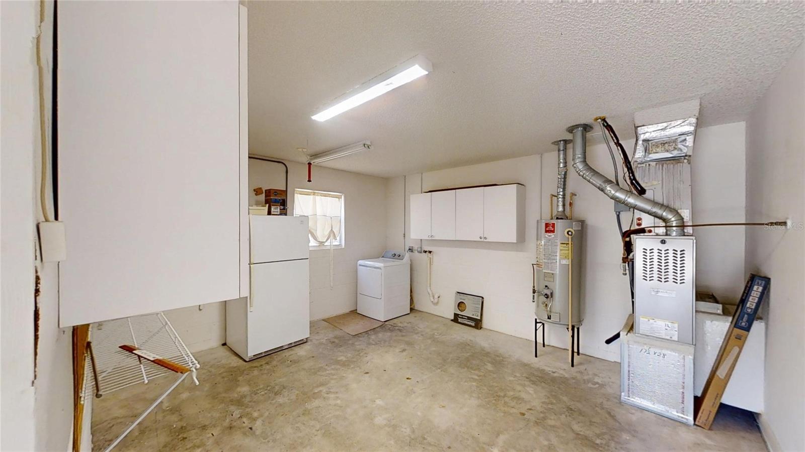 ON TOP OF THE WORLD - Residential