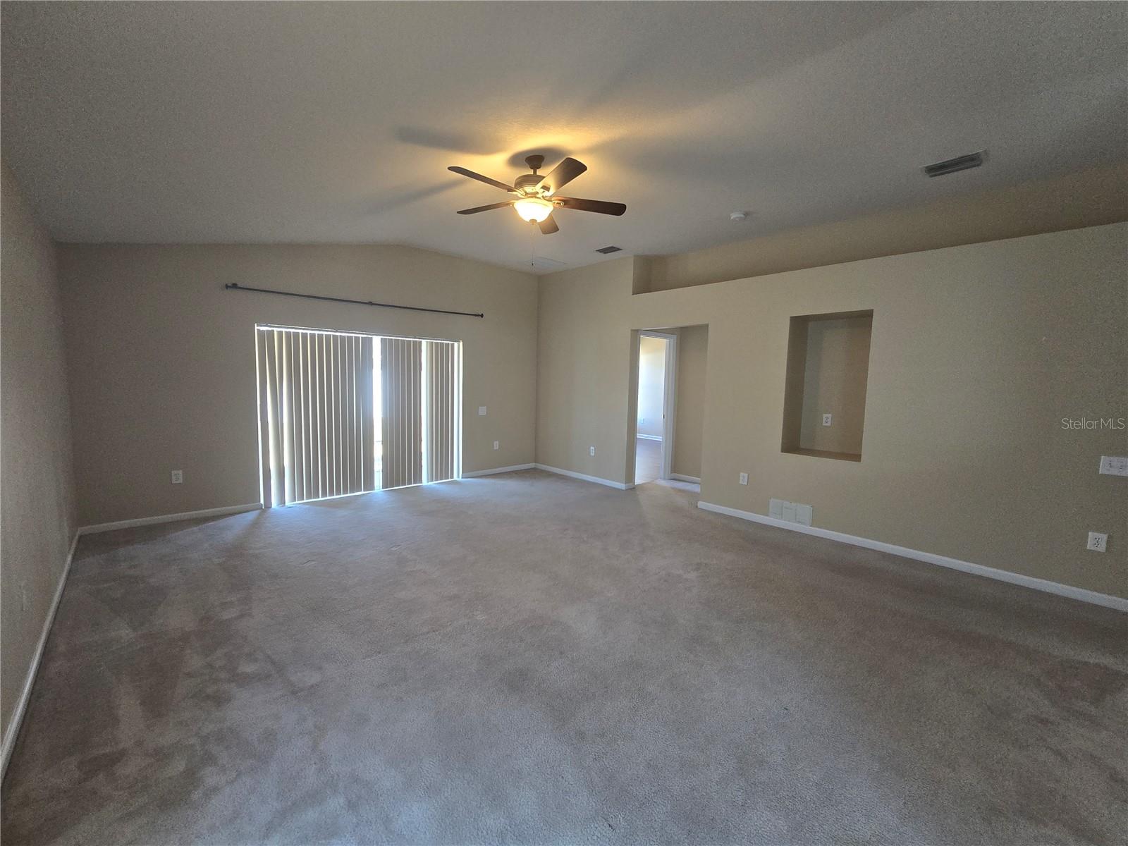 PALM COVE PH 1B - Residential Lease