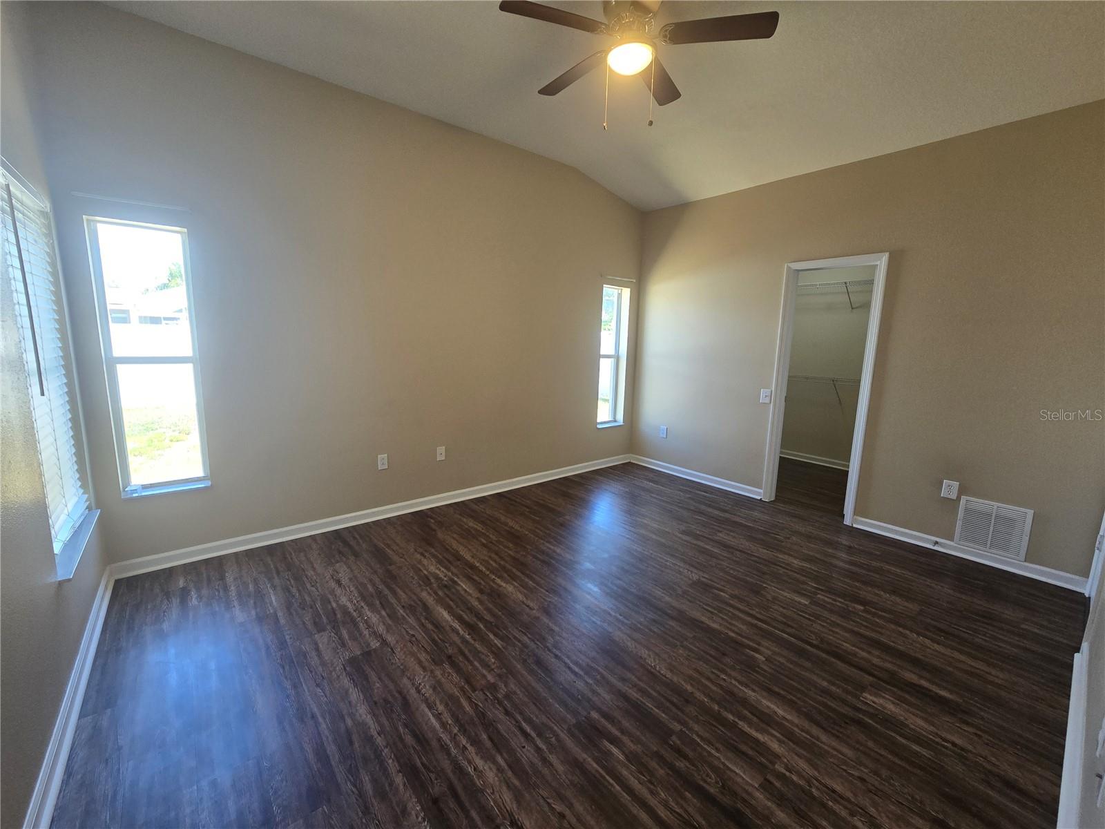 PALM COVE PH 1B - Residential Lease