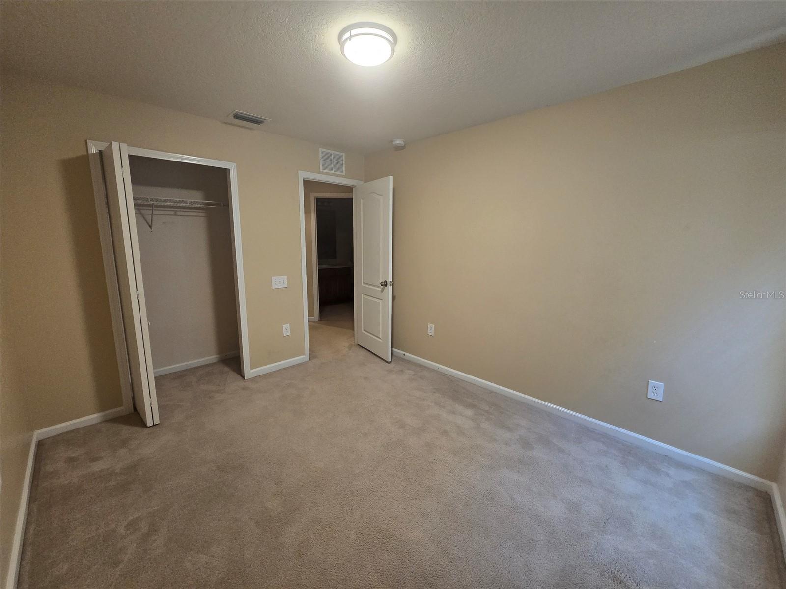 PALM COVE PH 1B - Residential Lease