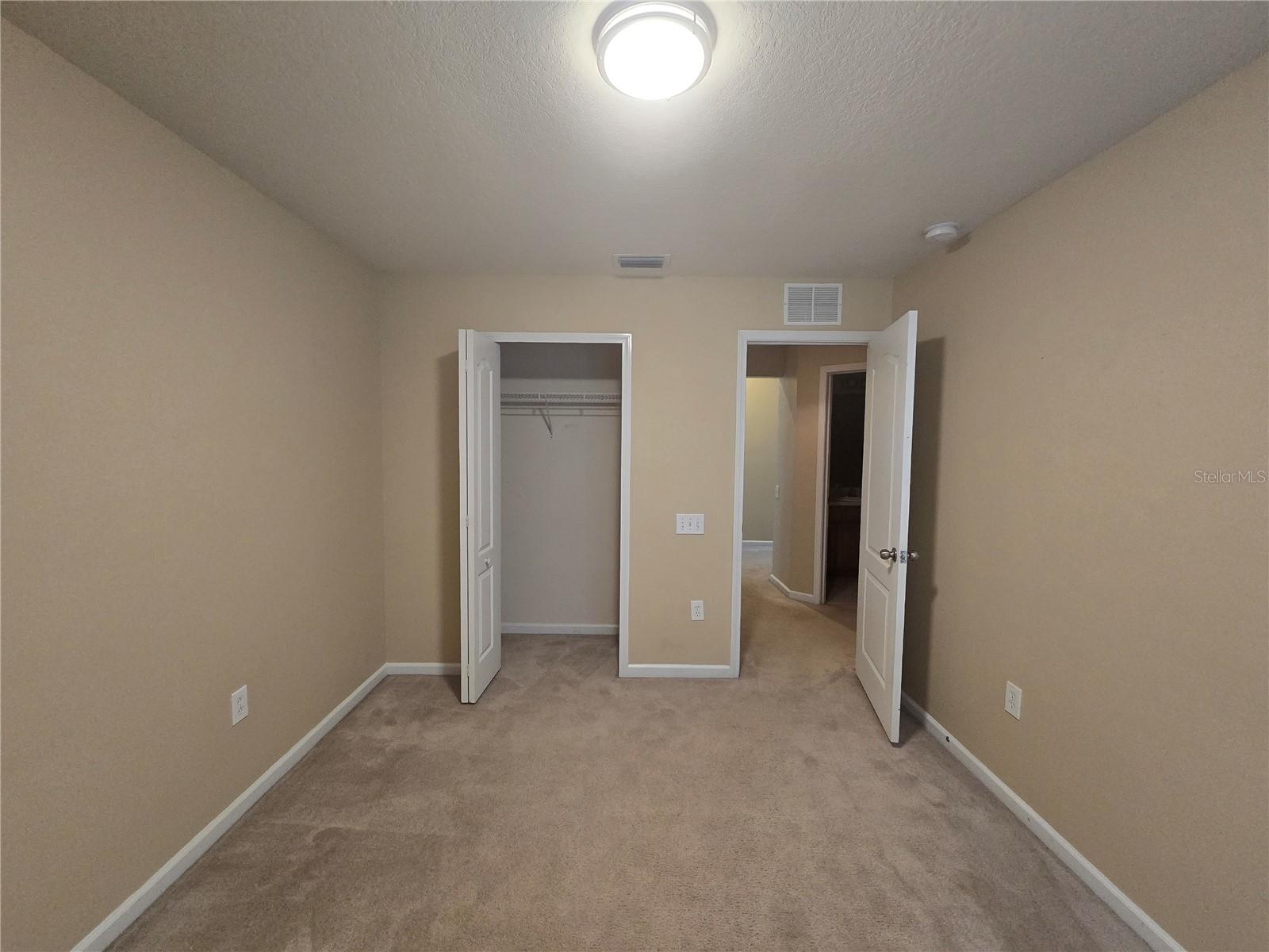 PALM COVE PH 1B - Residential Lease