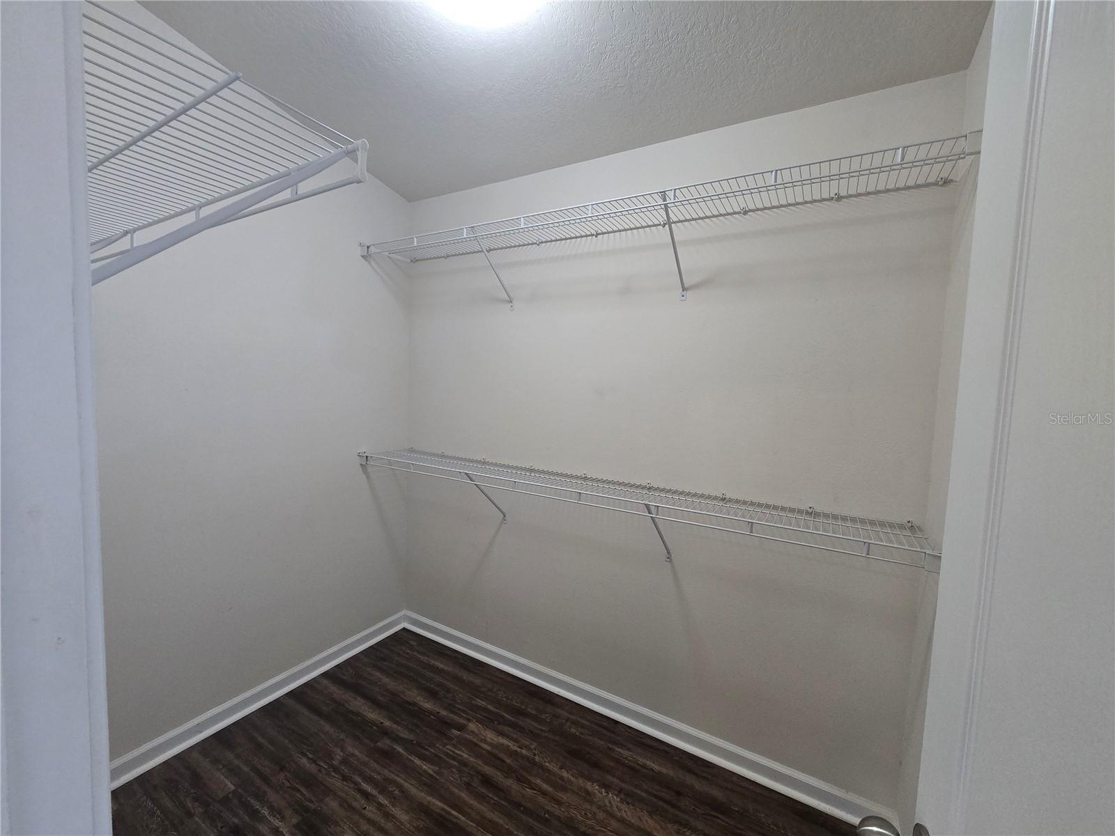PALM COVE PH 1B - Residential Lease