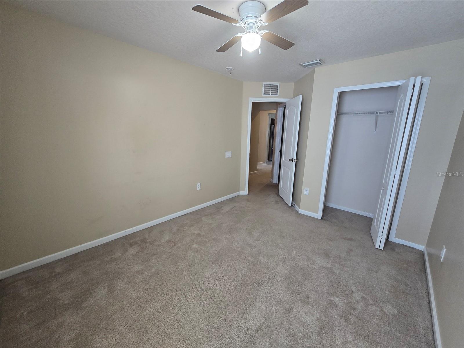 PALM COVE PH 1B - Residential Lease