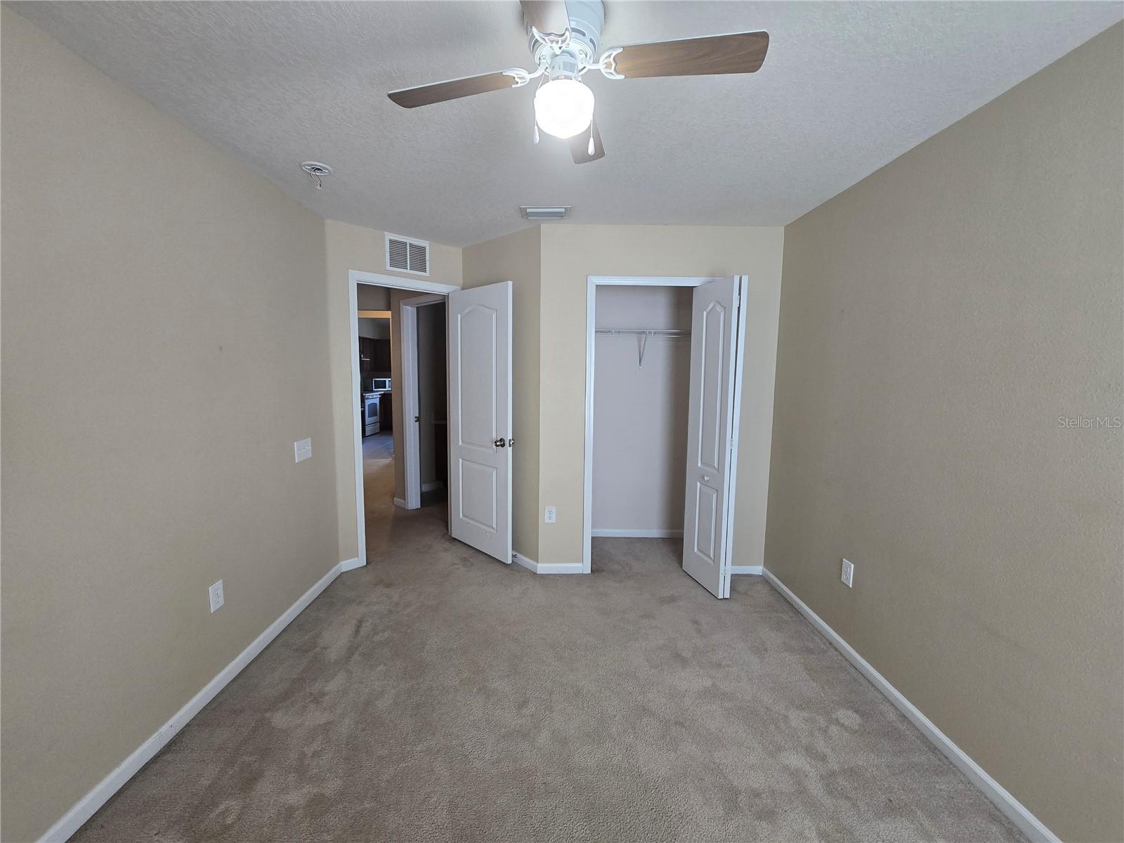 PALM COVE PH 1B - Residential Lease