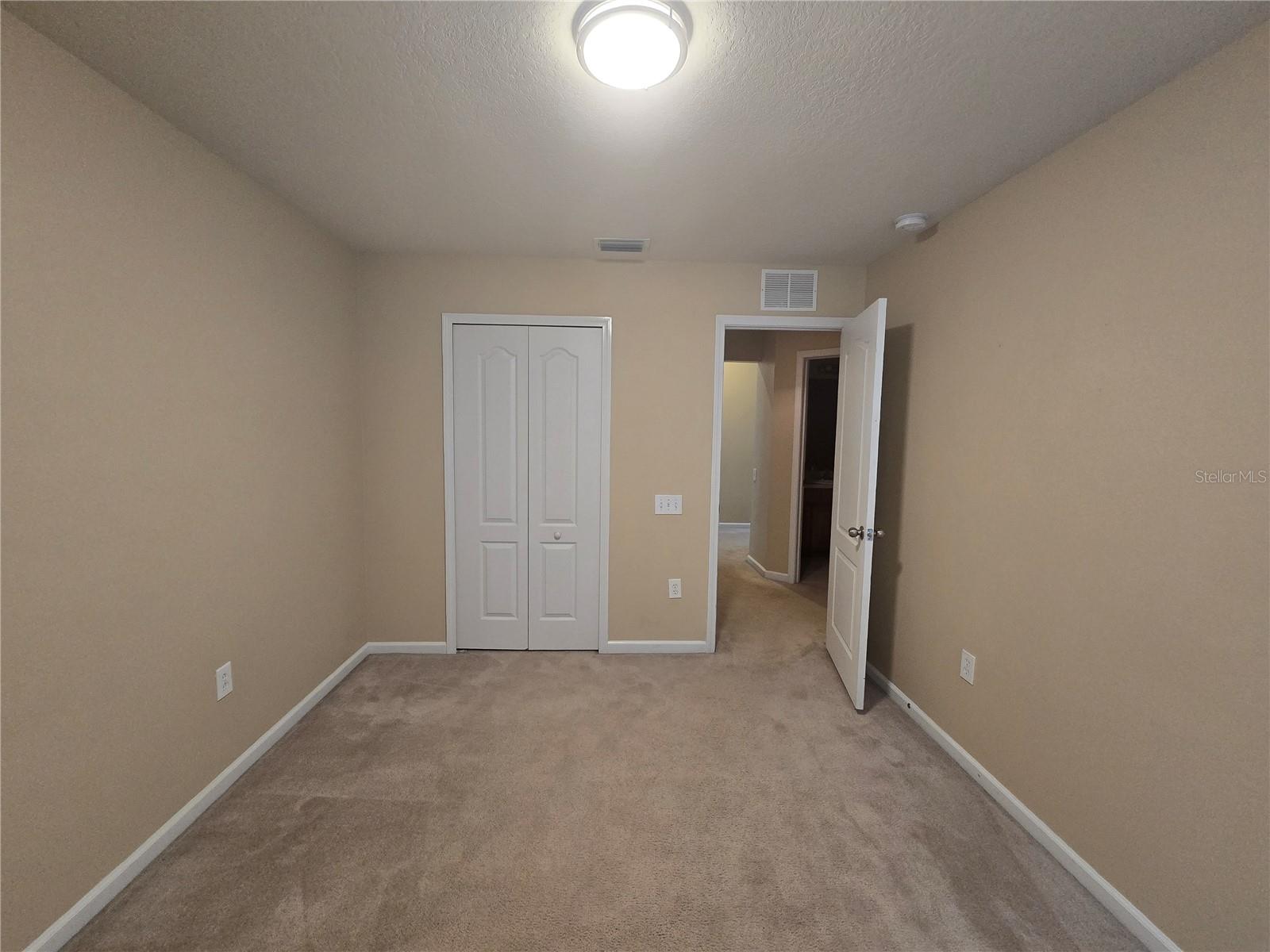 PALM COVE PH 1B - Residential Lease