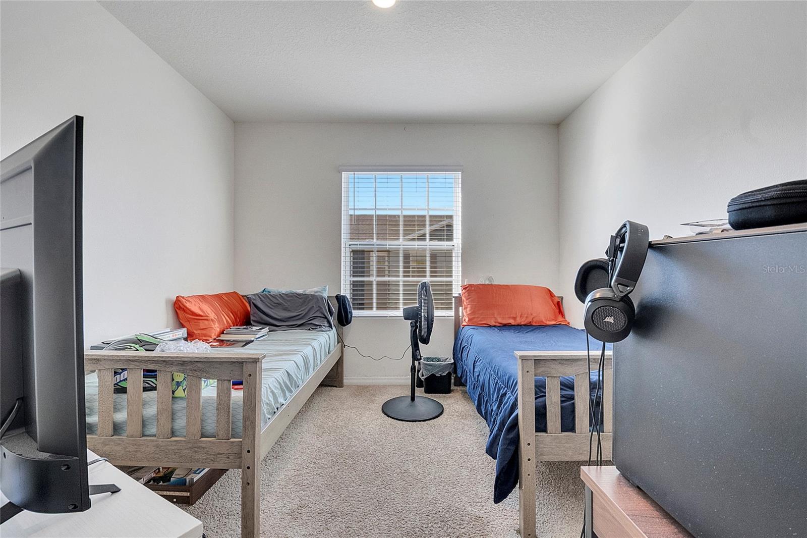 ATRIA/RIDGEWOOD LAKES - Residential Lease