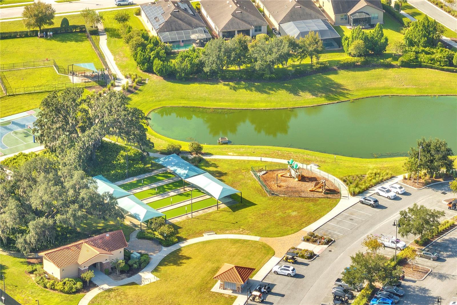 ATRIA/RIDGEWOOD LAKES - Residential Lease