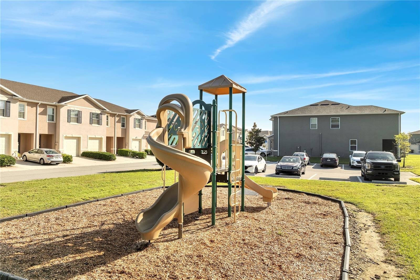 ATRIA/RIDGEWOOD LAKES - Residential Lease