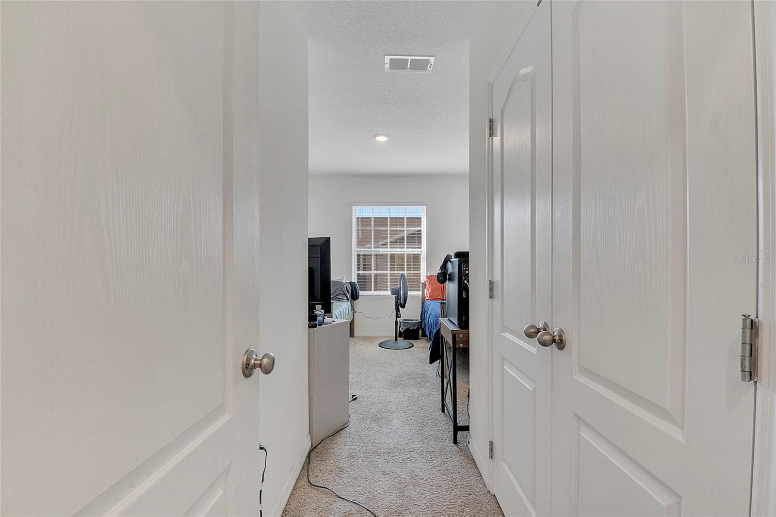 ATRIA/RIDGEWOOD LAKES - Residential Lease