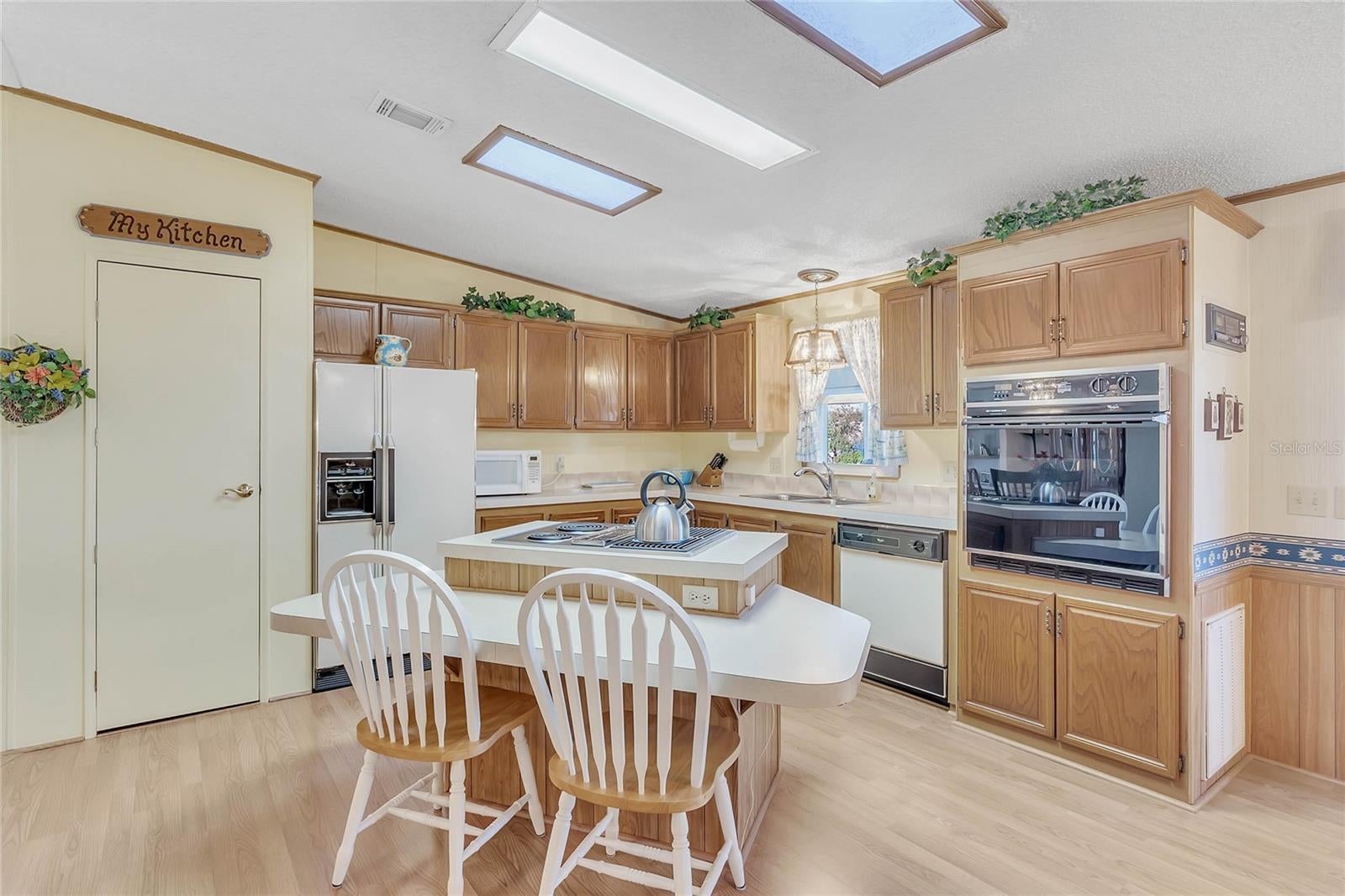 1690 NASSAU CIRCLE