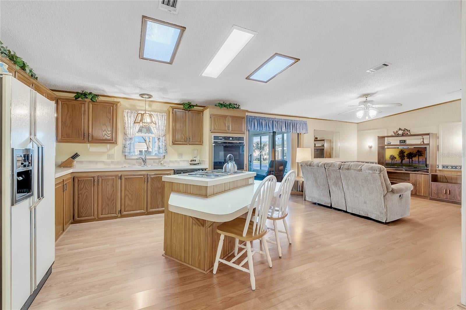 1690 NASSAU CIRCLE