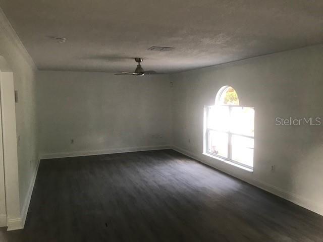 139 OAK VIEW PLACE