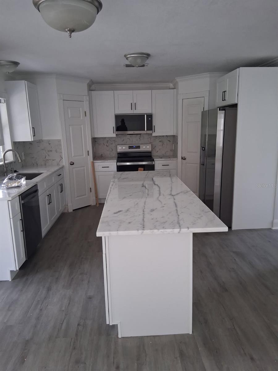 139 OAK VIEW PLACE
