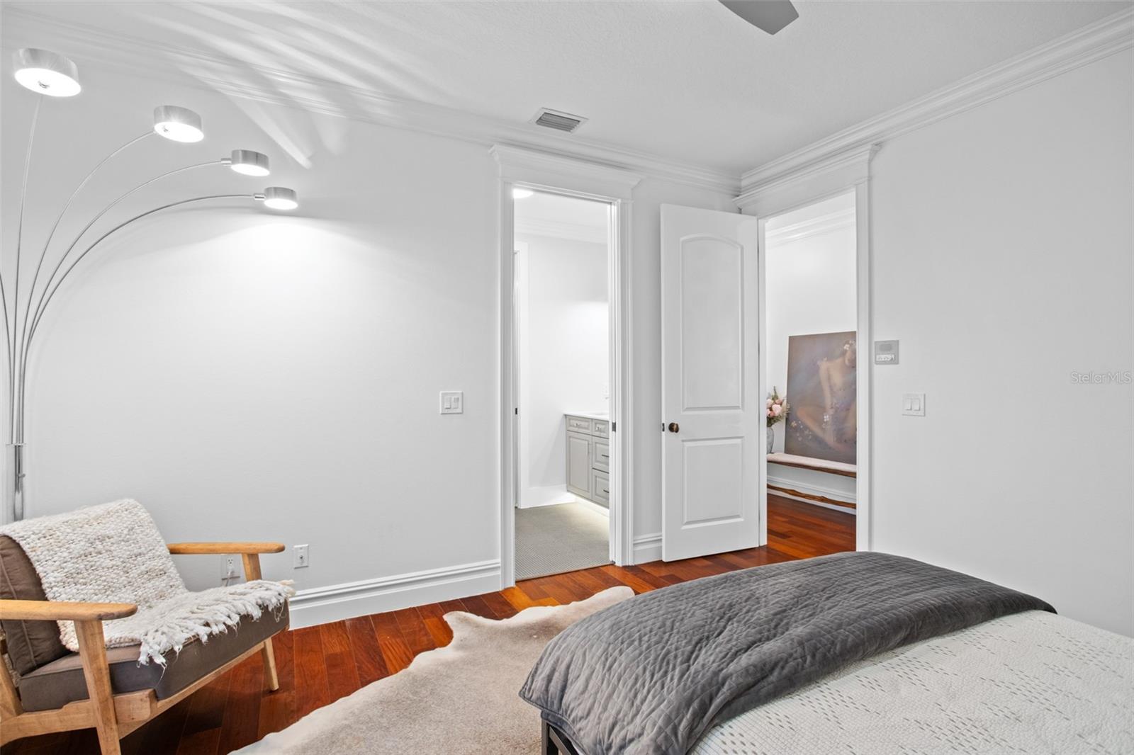 BUTLER BAY - Residential