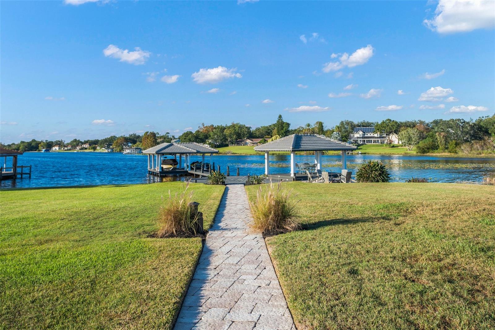 BUTLER BAY - Residential