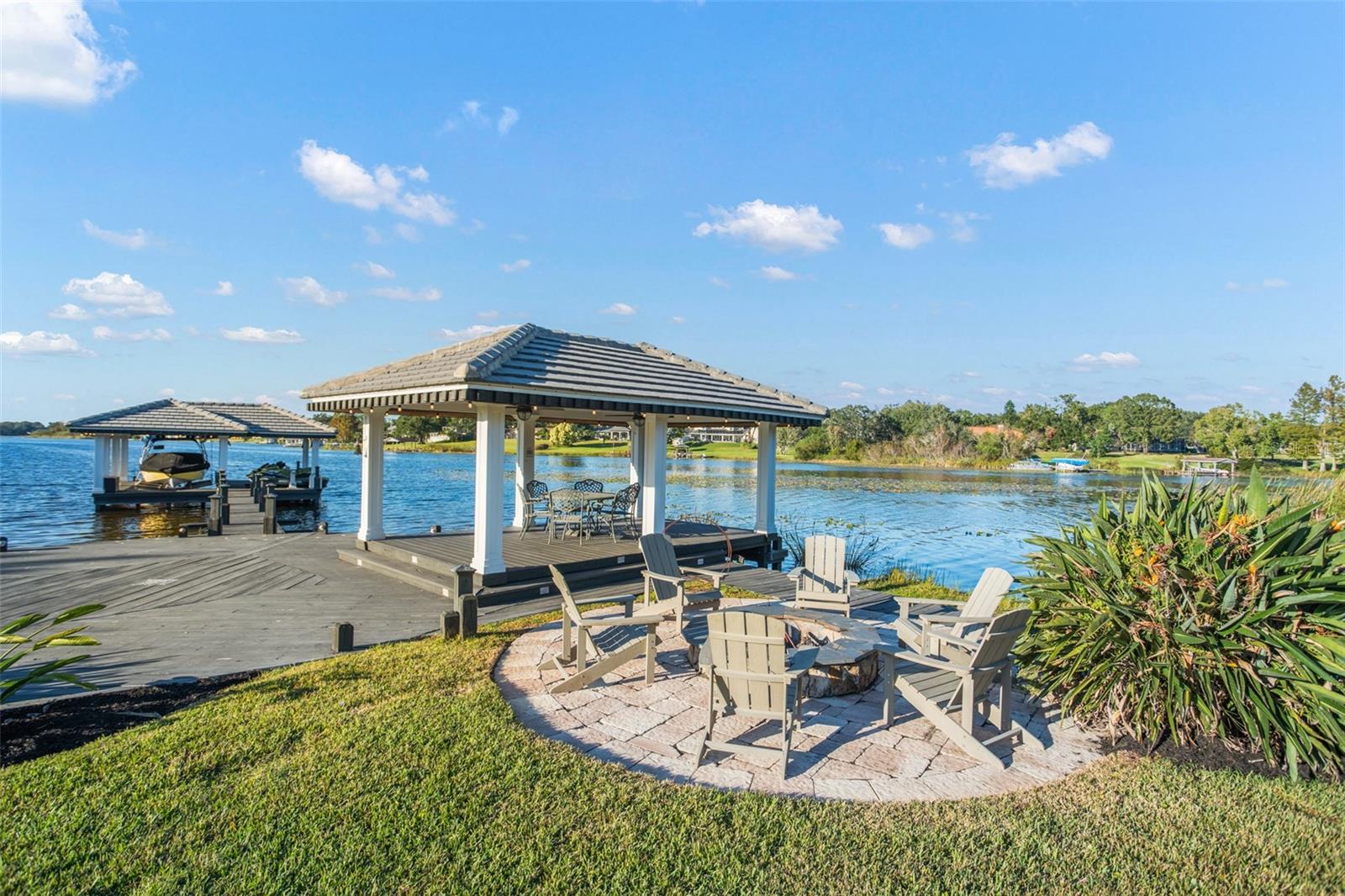 BUTLER BAY - Residential