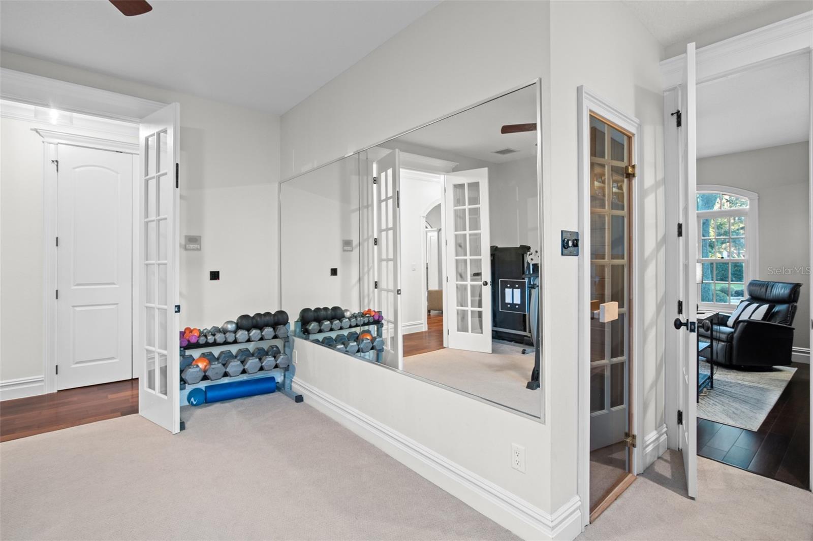 BUTLER BAY - Residential