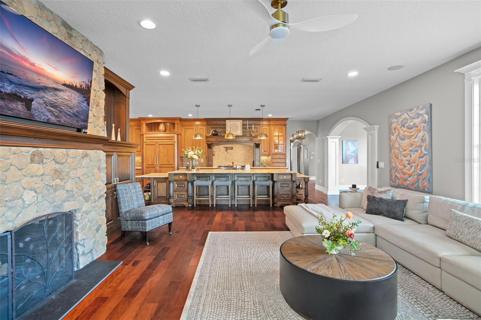 BUTLER BAY - Residential